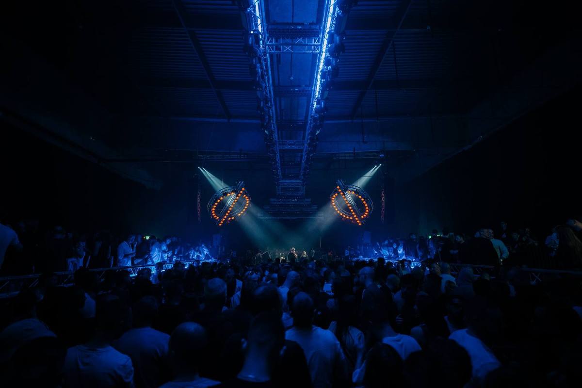 ADAM TEN AT HANGAR — ØOMO archive photo 05