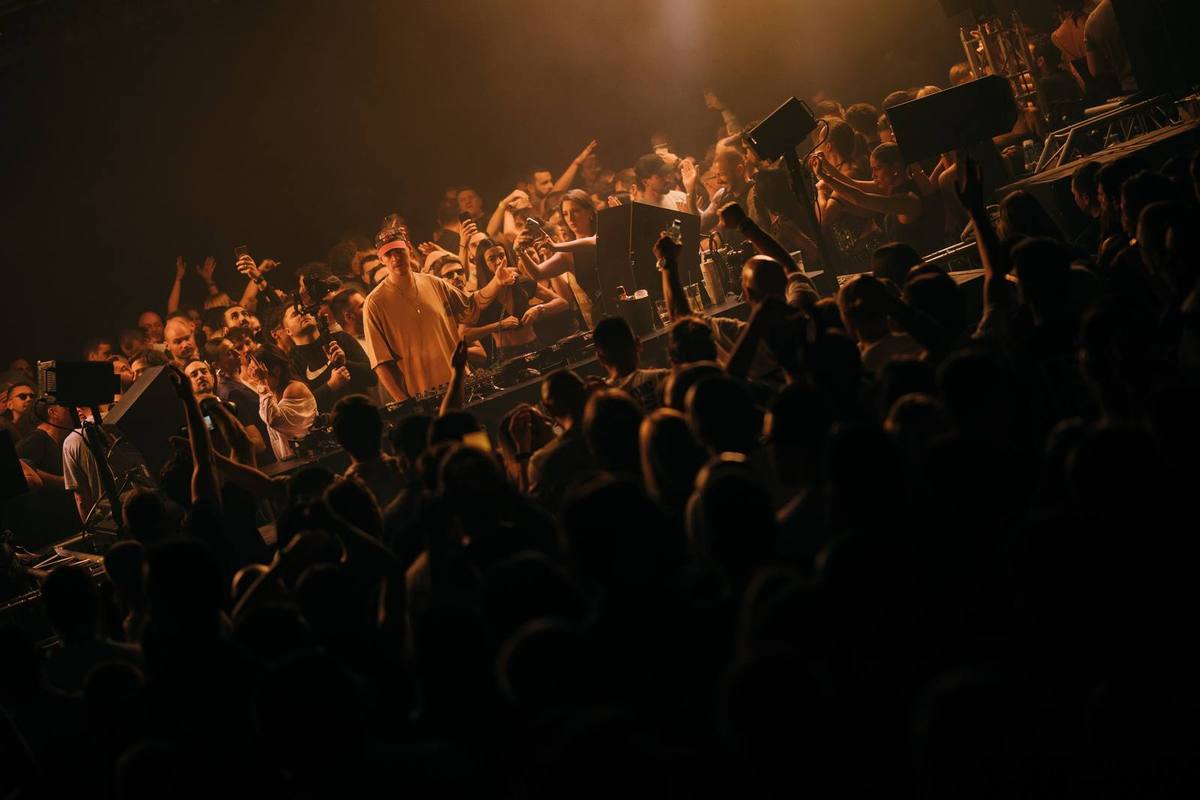 ADAM TEN AT HANGAR — ØOMO archive photo 49