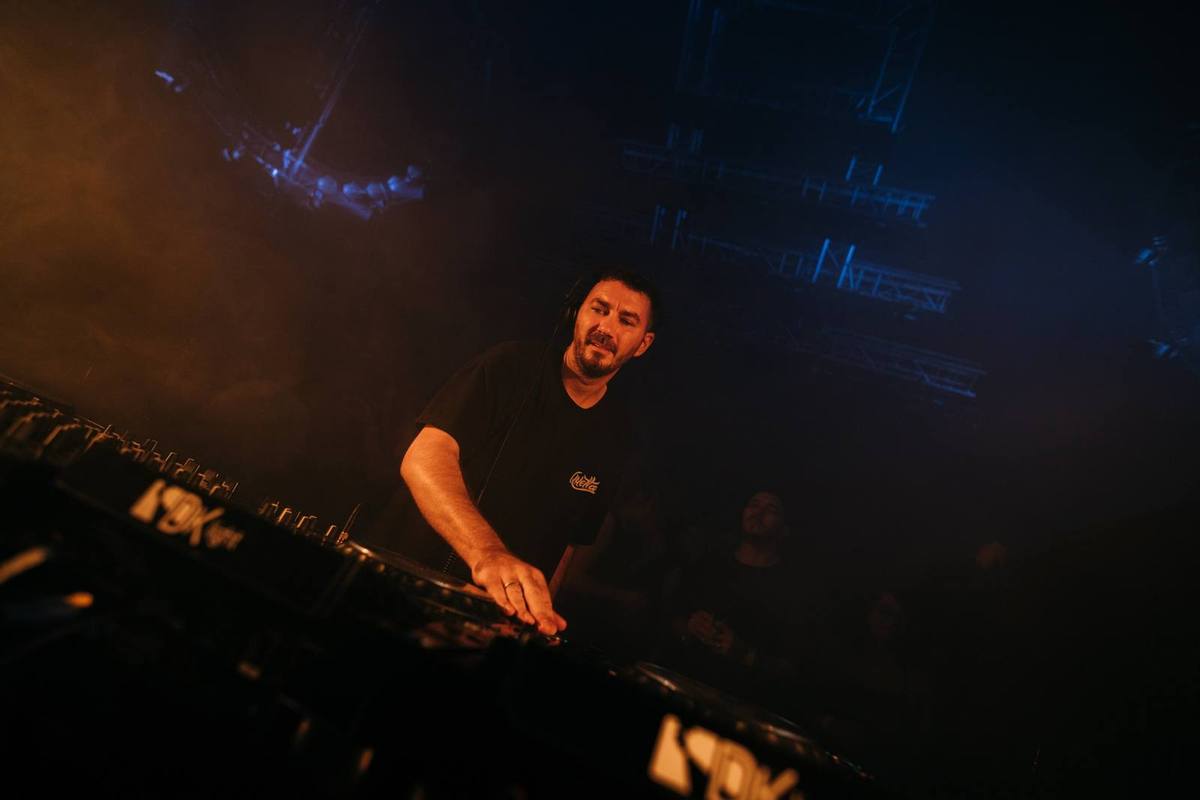 ADAM TEN AT HANGAR — ØOMO archive photo 12