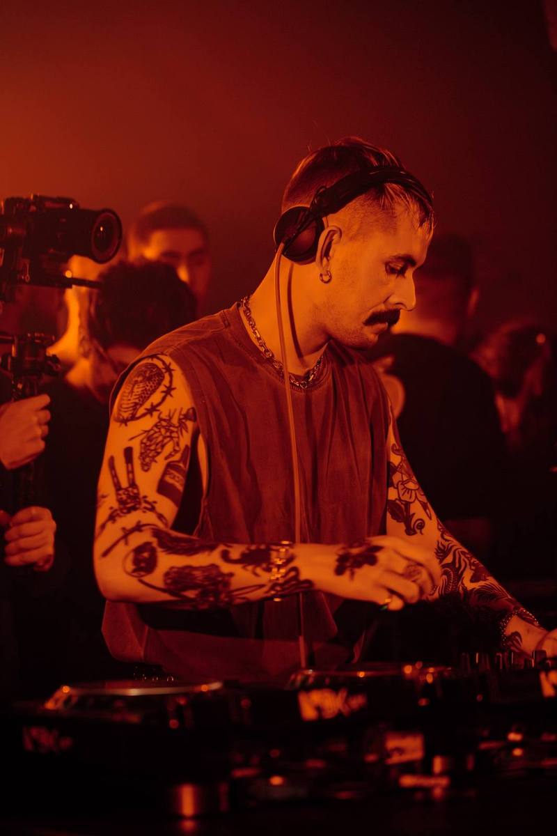 PABLO BOZZI at DRUGSTORE — ØOMO archive photo 18