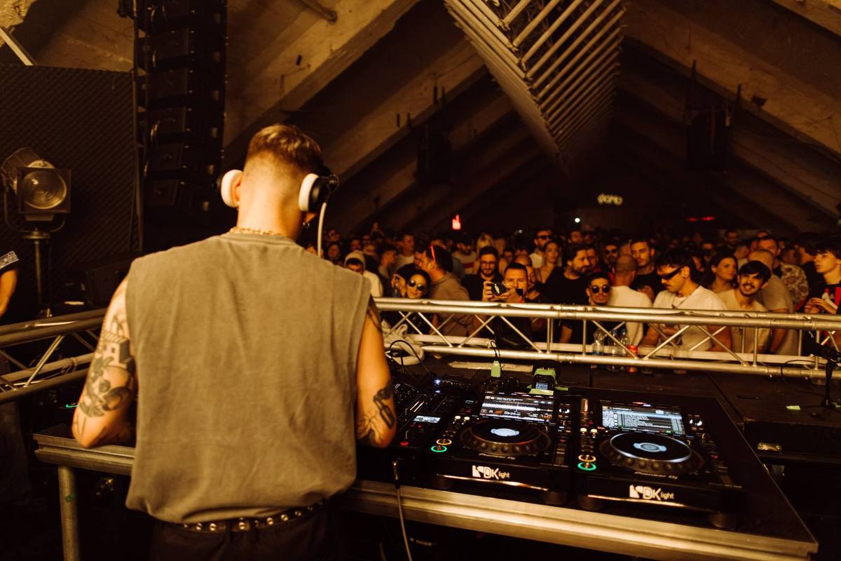 PABLO BOZZI at DRUGSTORE — ØOMO archive photo 28
