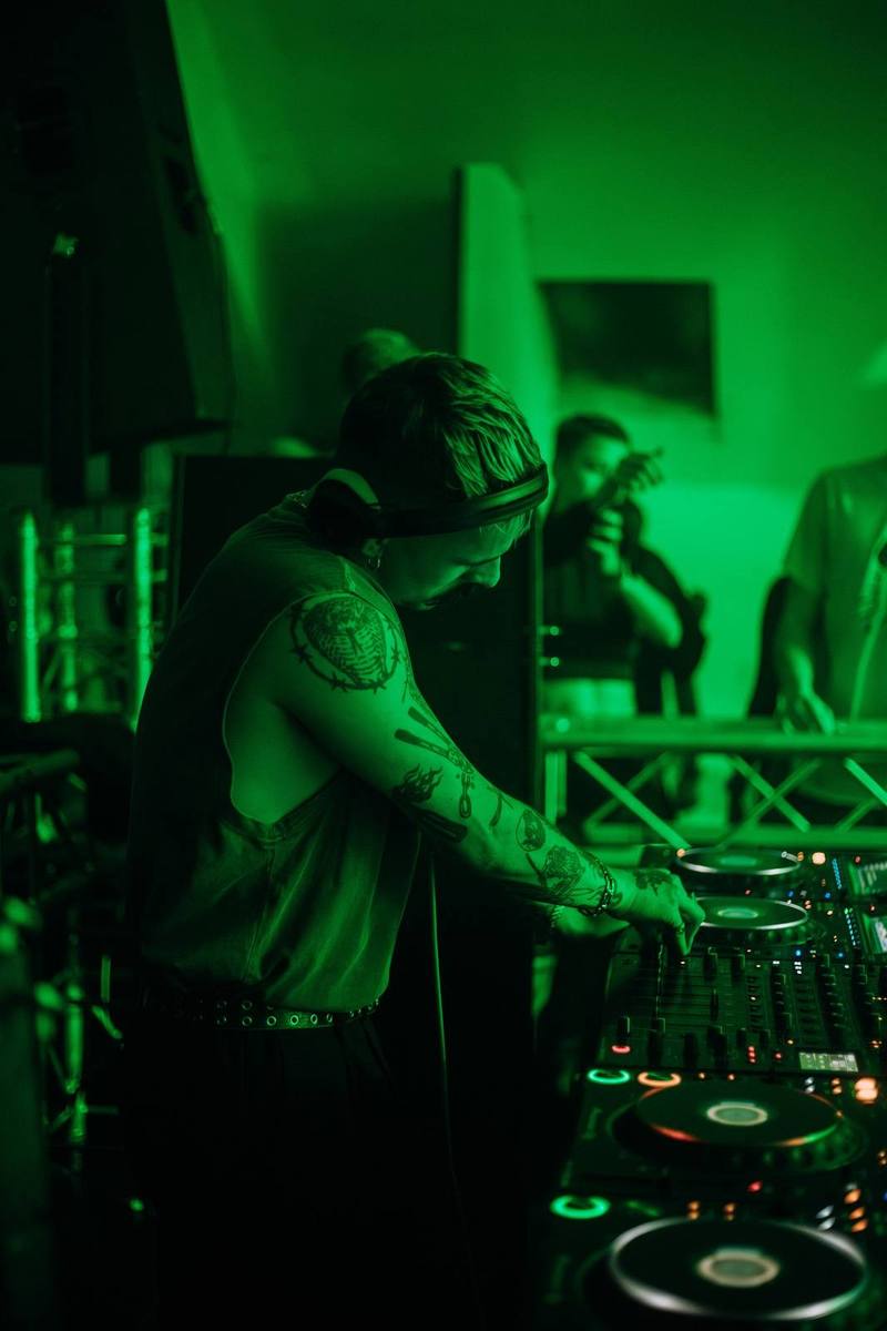 PABLO BOZZI at DRUGSTORE — ØOMO archive photo 41