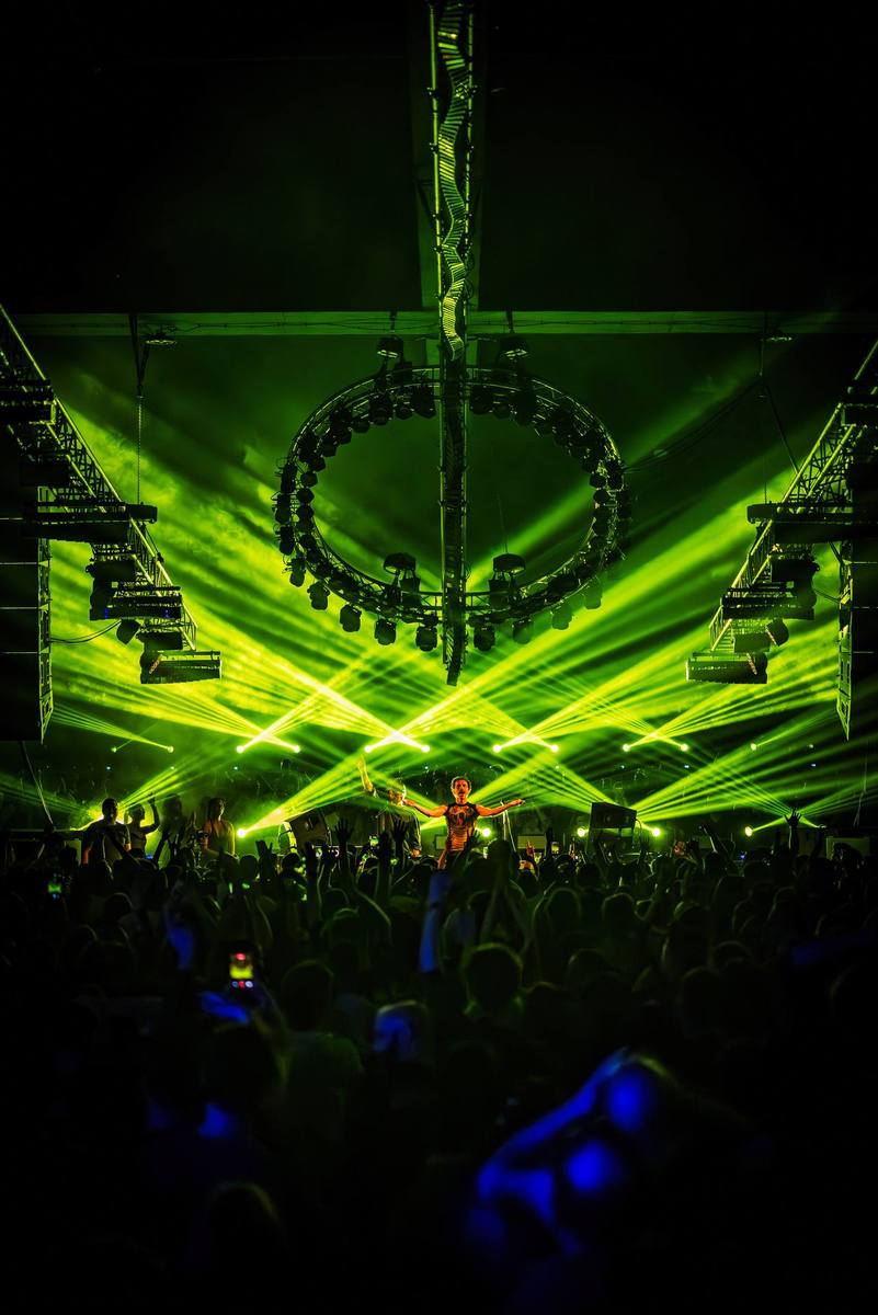 WHOMADEWHO at Hangar — ØOMO archive photo 98